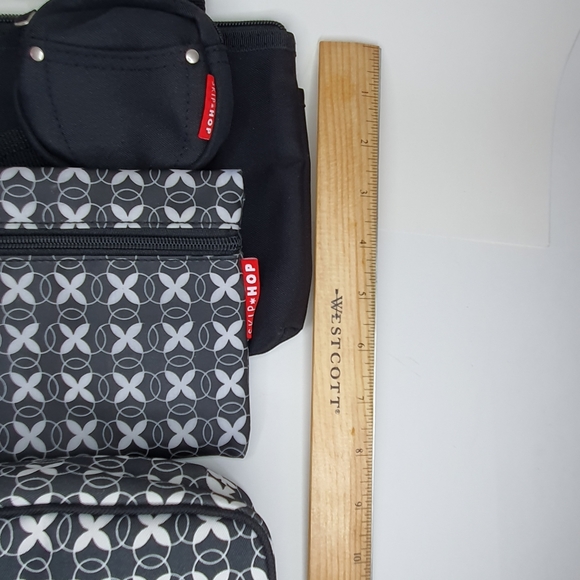 Skip * Hop Baby Essentials (5 items) and Mudpie Cow Socks + FREE GIFT - Picture 8 of 12